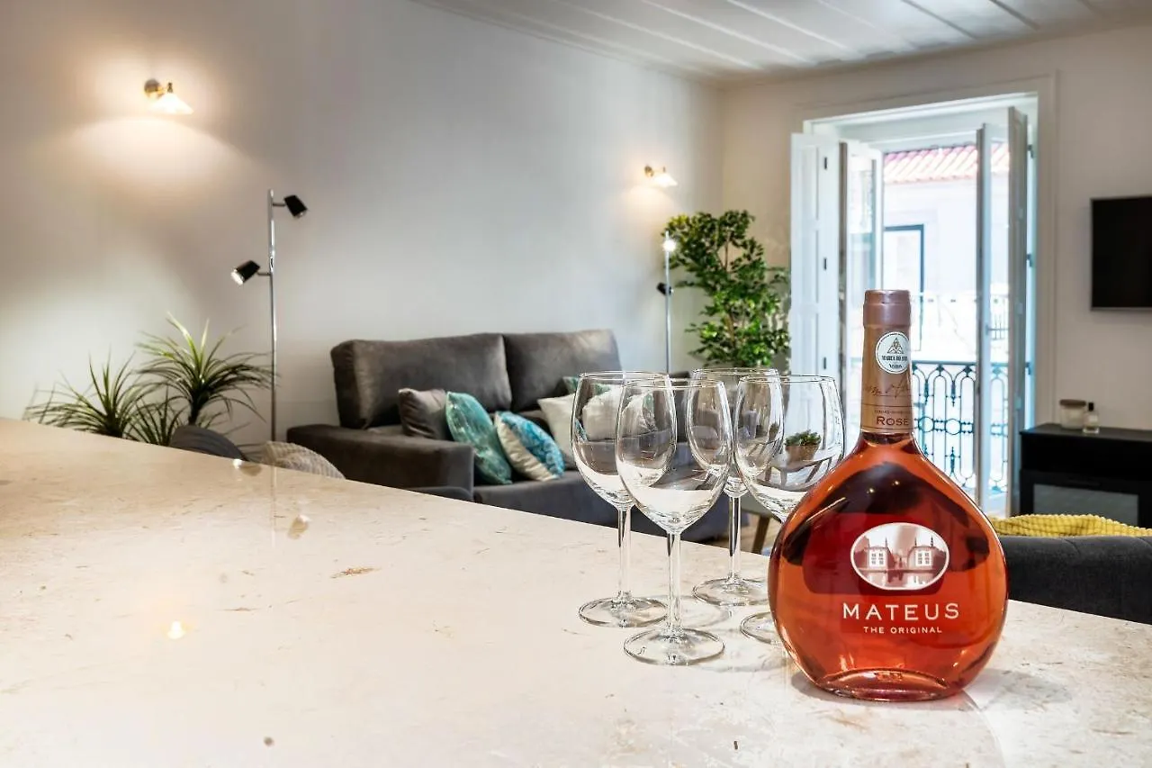 Stunning 2Bdr Apartment In Chiado By Lovelystay Lisboa