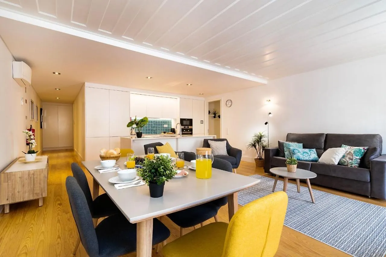 Stunning 2Bdr Apartment In Chiado By Lovelystay Lisboa 0*,