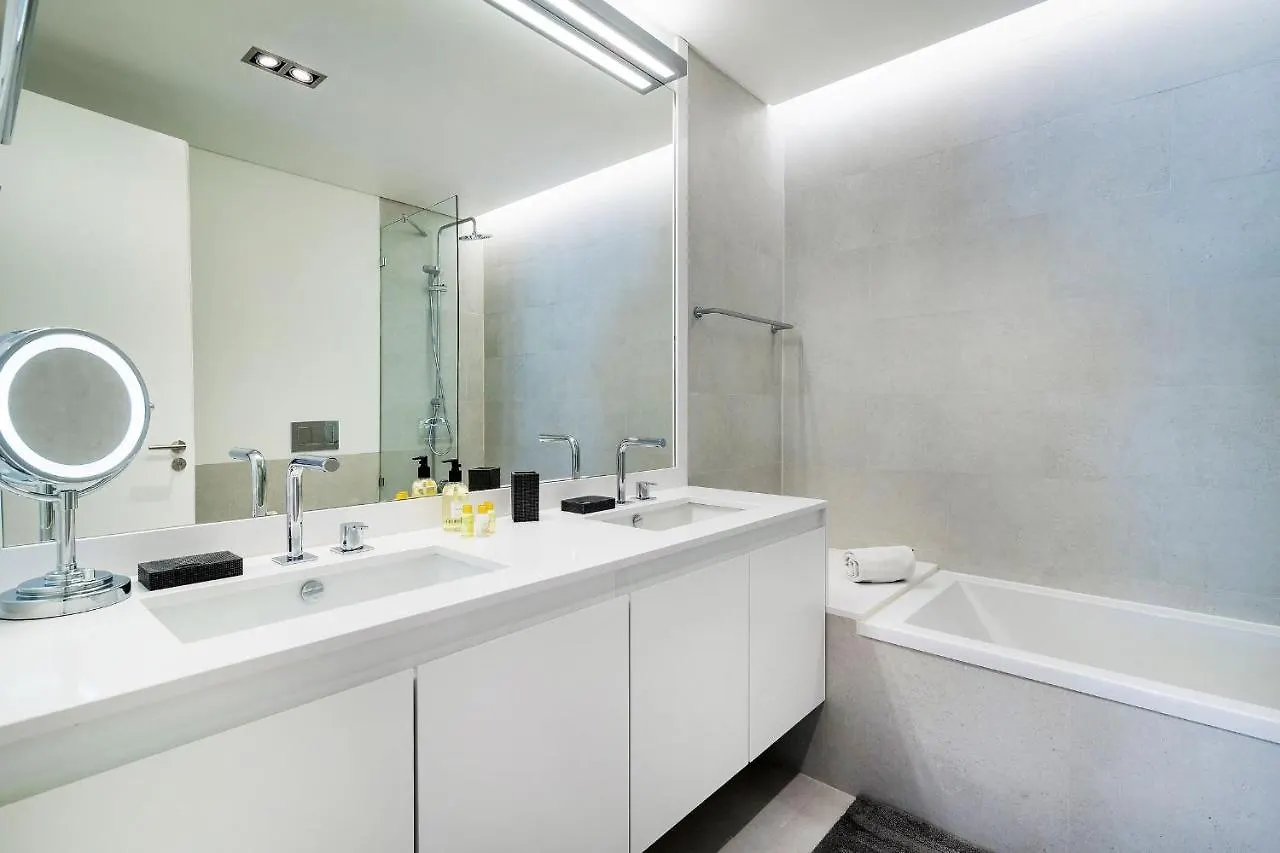 Stunning 2Bdr Apartment In Chiado By Lovelystay Lisboa