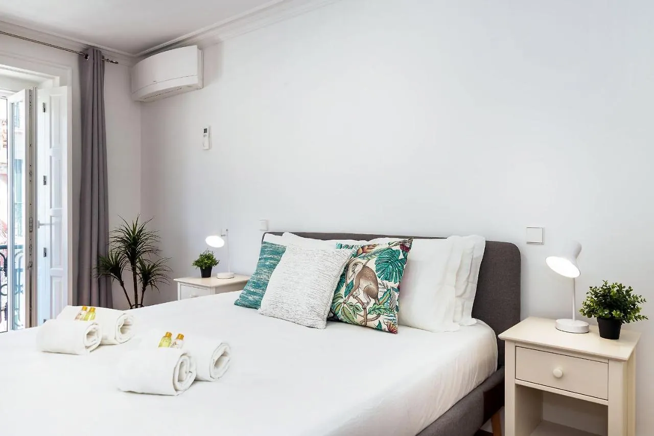 Stunning 2Bdr Apartment In Chiado By Lovelystay Lisboa Portugália
