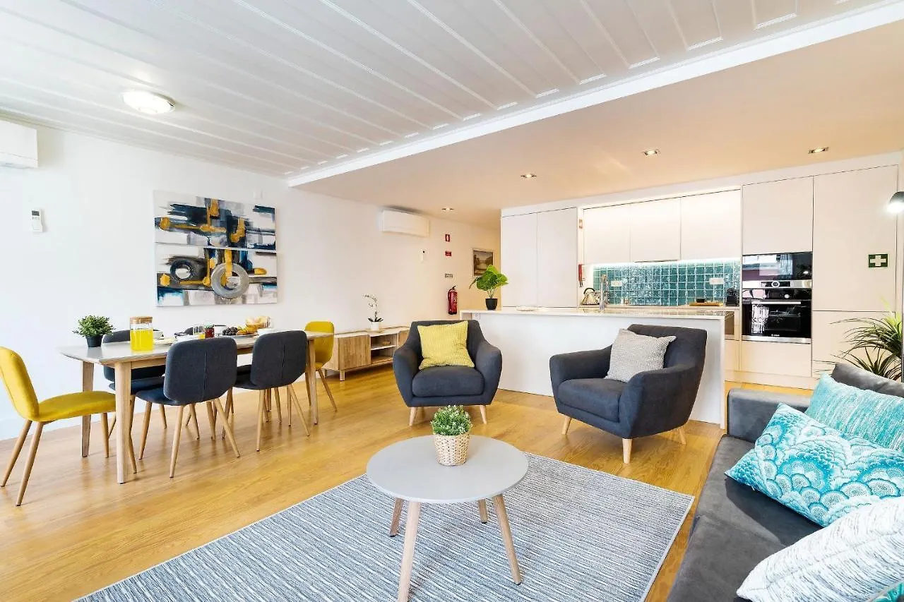 Stunning 2Bdr Apartment In Chiado By Lovelystay Lisboa 0*,  Portugal