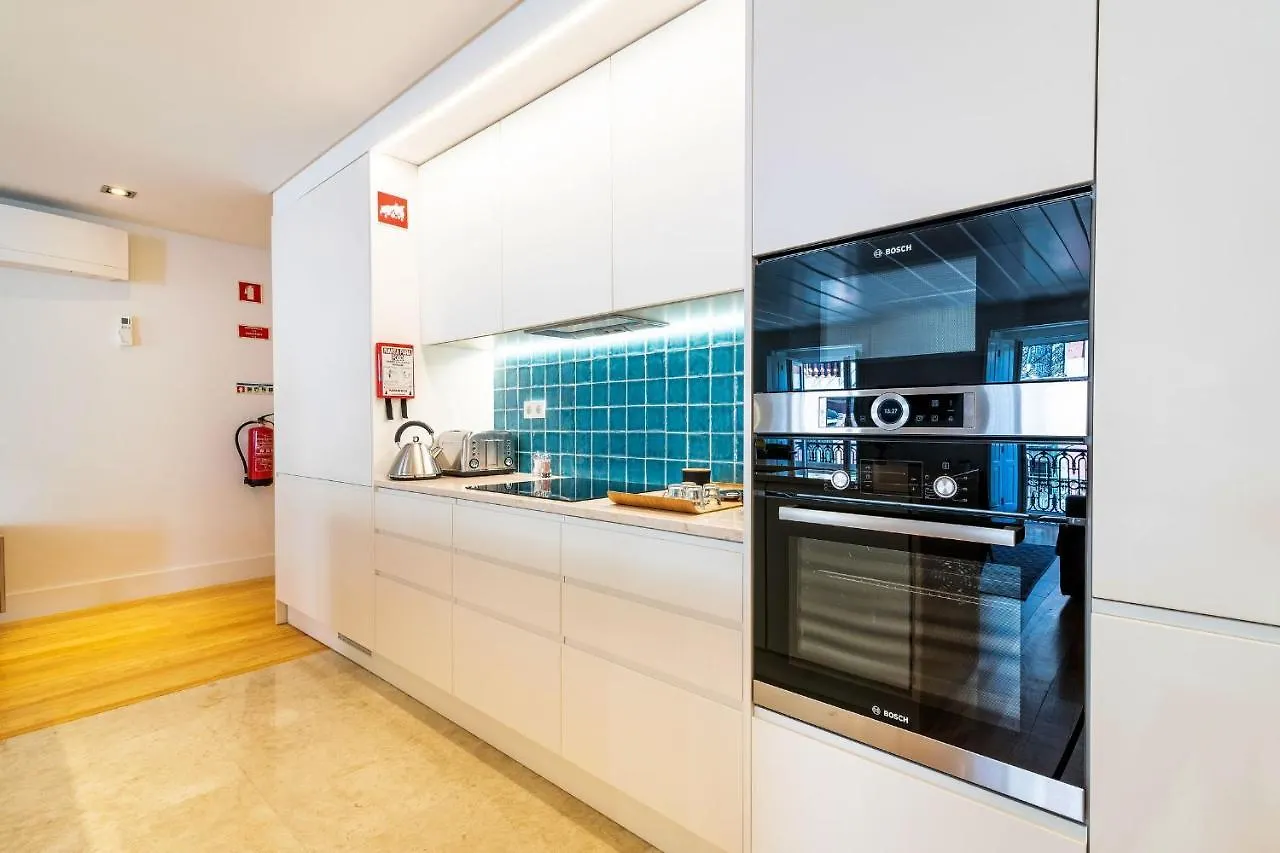 Stunning 2Bdr Apartment In Chiado By Lovelystay Lisboa