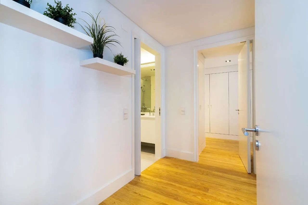Stunning 2Bdr Apartment In Chiado By Lovelystay Lisboa